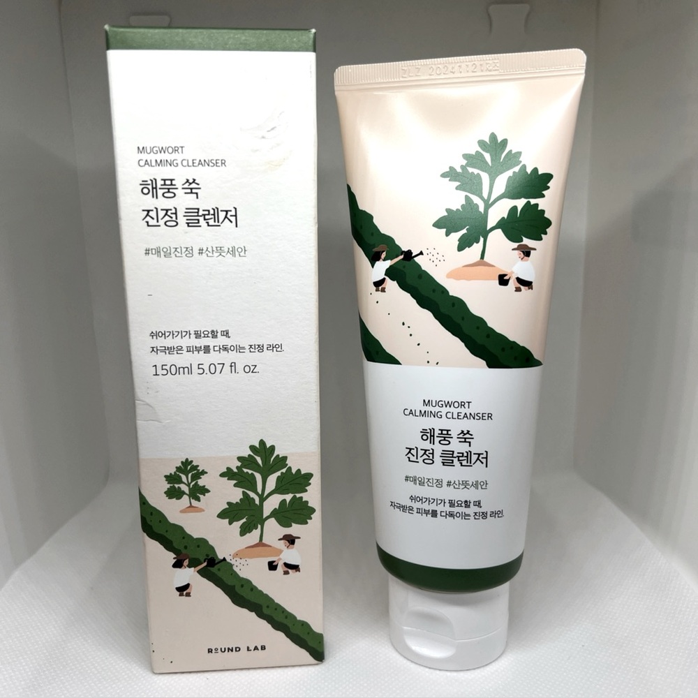 Round Lab Mugwort Skin Calming Cleanser